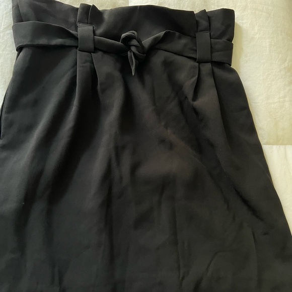 Express Black skirt - Picture 1 of 4